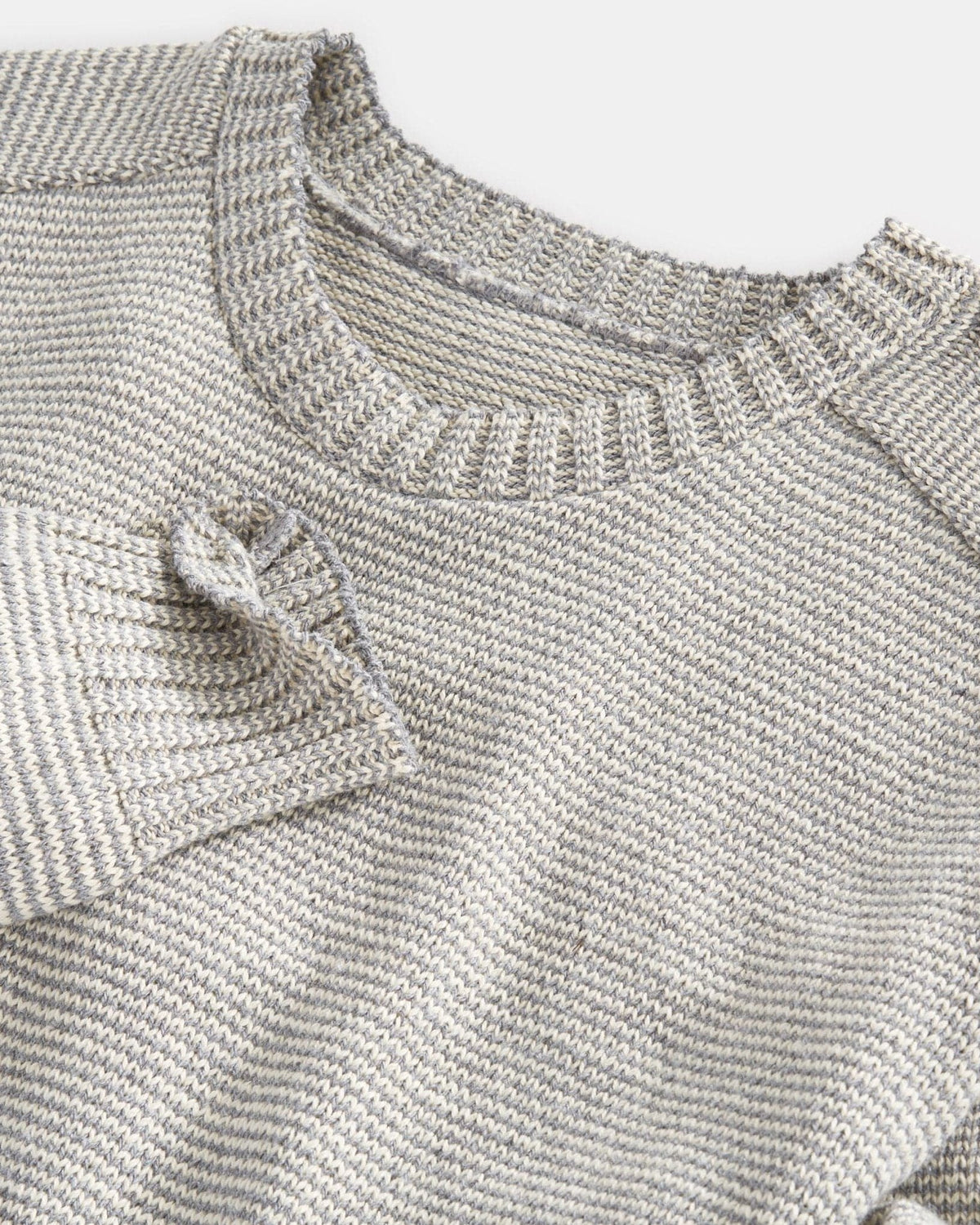 Whalerknits Westport Crewneck Saddle Shoulder Pullover: Close-up of the light gray and natural neckline, ribbed cuff and knit texture.